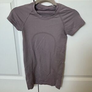 Lululemon Swiftly Tech Tee Shirt
